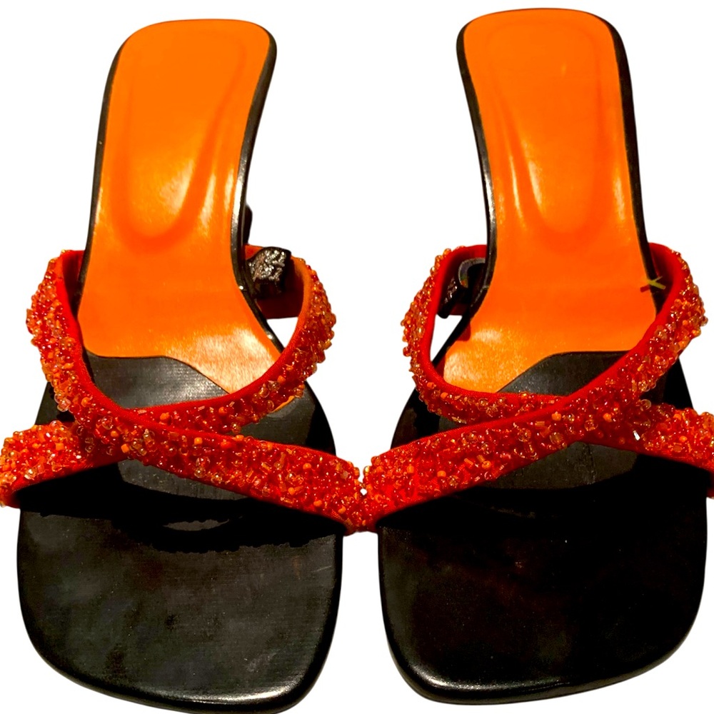 ❤️TROPICAL TANTRUM GORGEOUS BEADED SANDALS❤️